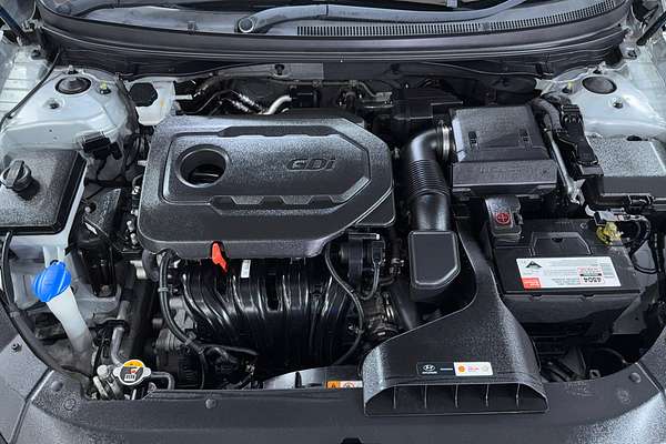 2018 Hyundai Sonata Active LF4