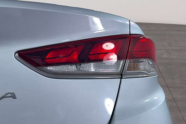 2018 Hyundai Sonata Active LF4