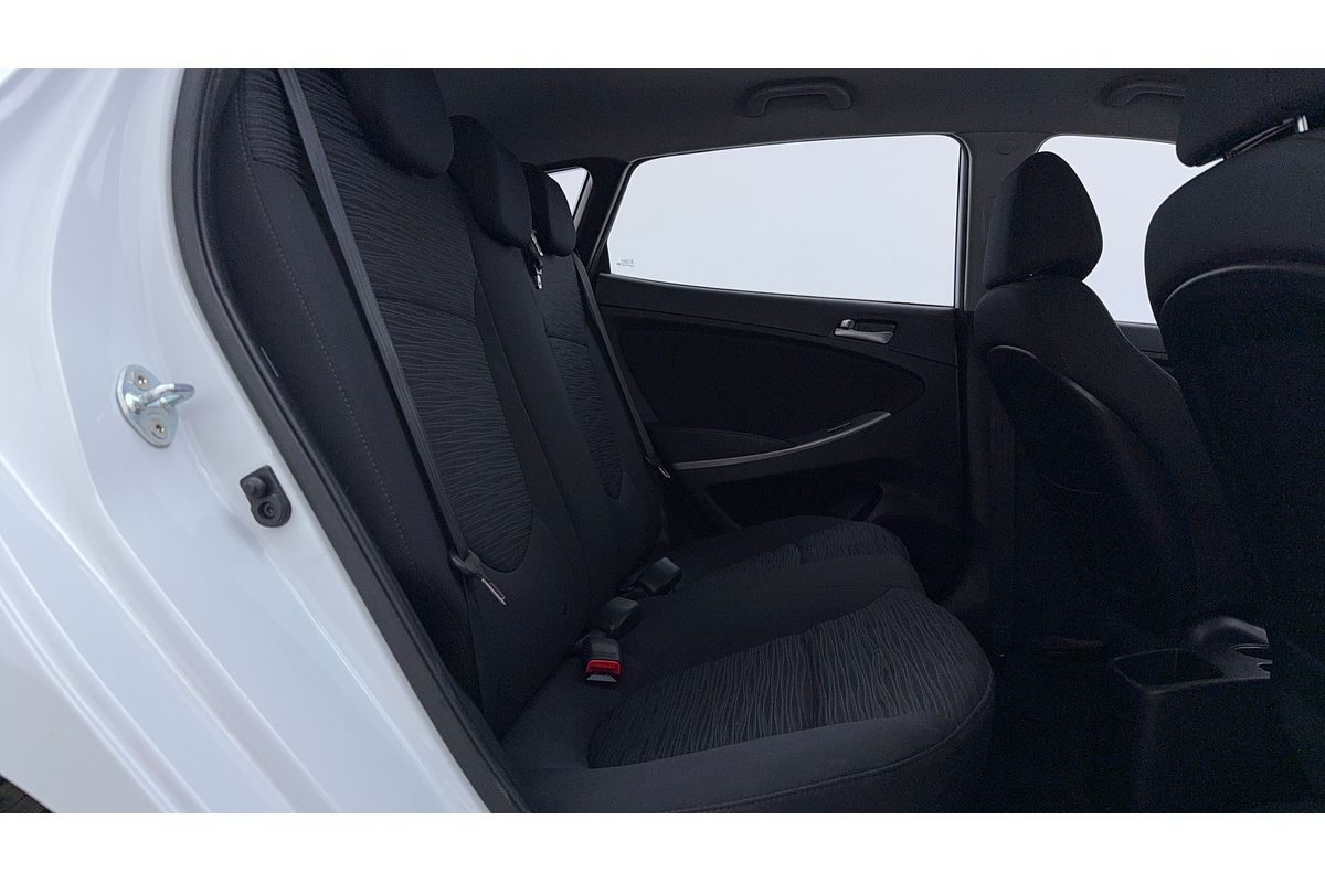 2017 Hyundai Accent Sport RB6