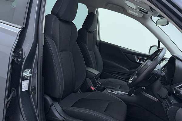 2023 Subaru Forester 2.5i 50 Years Edition S5