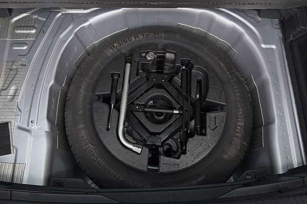 2022 Volkswagen Polo 85TSI Life AE