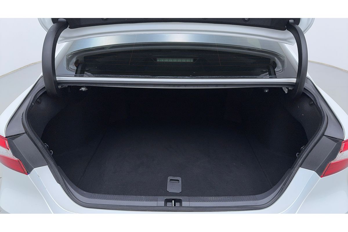 2019 Toyota Camry Ascent ASV70R