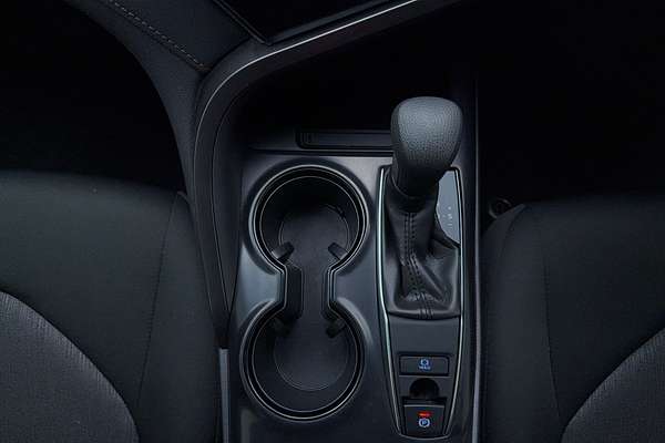 2019 Toyota Camry Ascent ASV70R