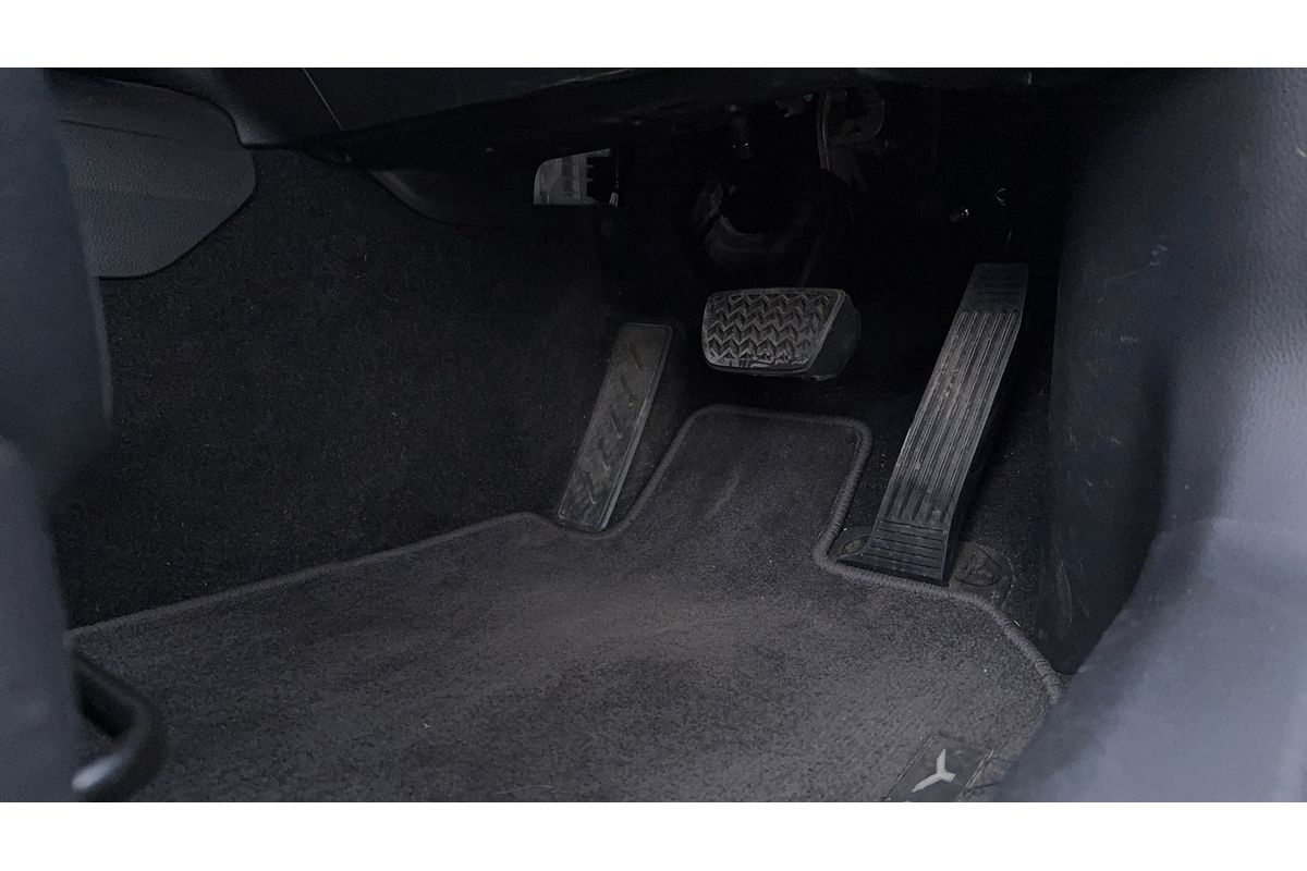 2019 Toyota Camry Ascent ASV70R