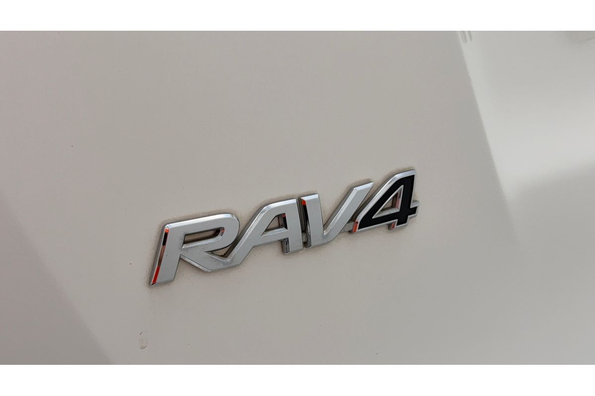 2018 Toyota RAV4 GXL ZSA42R