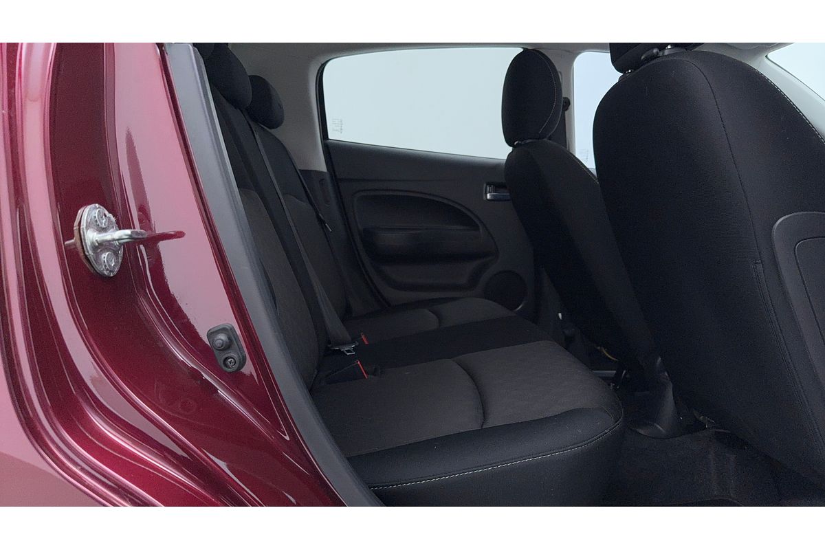 2021 Mitsubishi Mirage LS LB