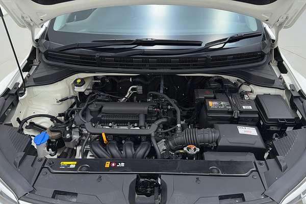 2022 Kia Stonic S YB