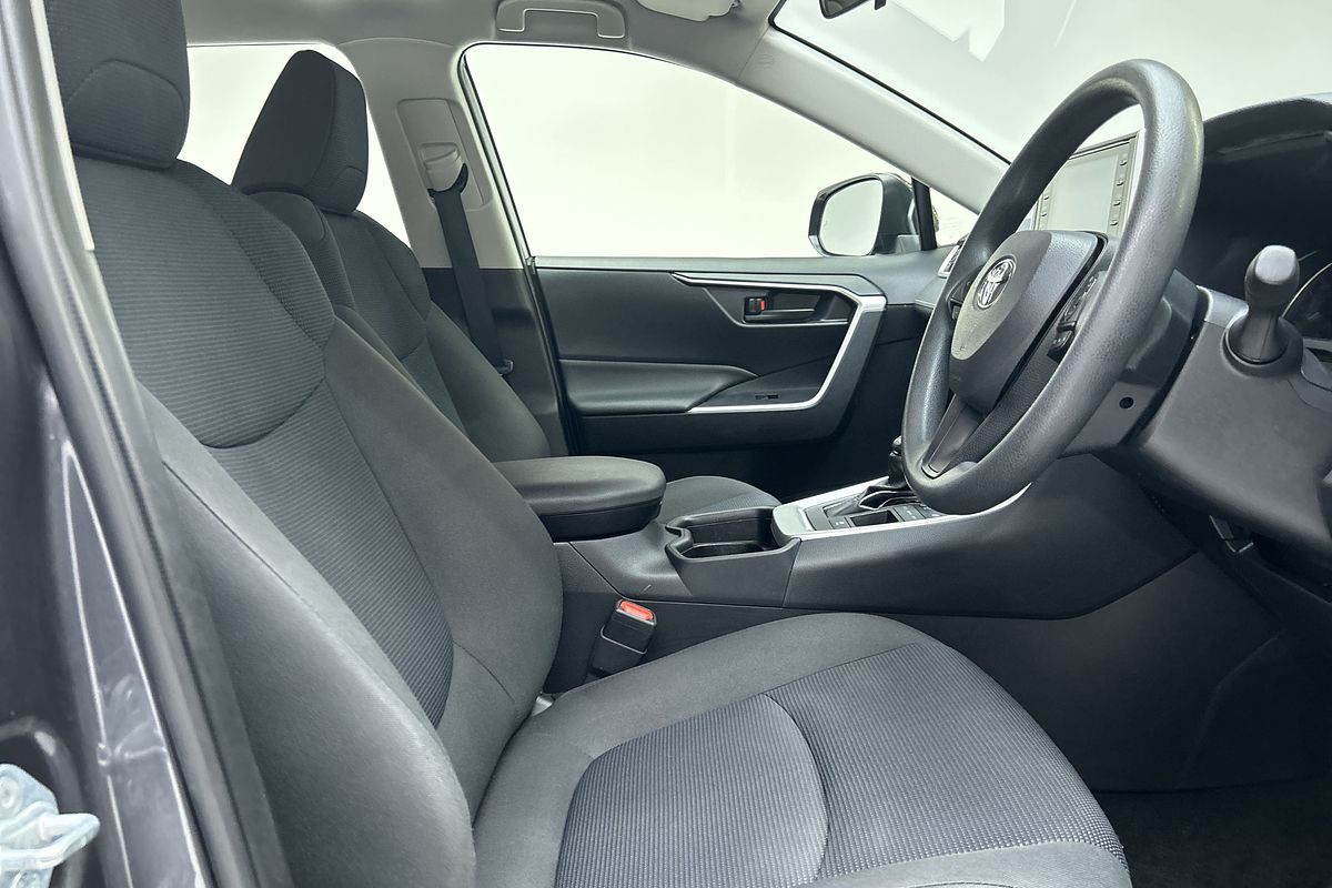 2019 Toyota RAV4 GX AXAH52R