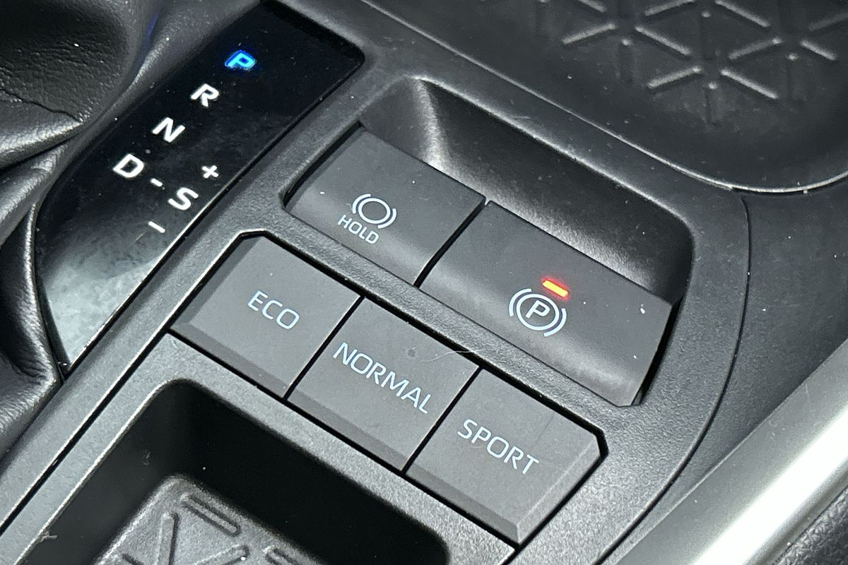 2019 Toyota RAV4 GX AXAH52R