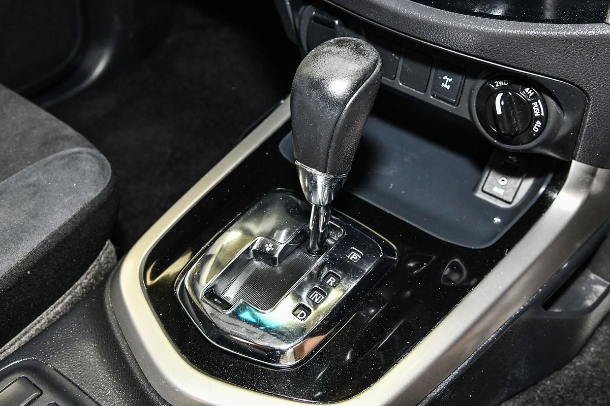 2019 Nissan Navara ST D23 Series 3 4X4