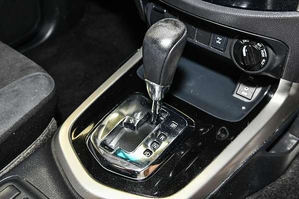 2019 Nissan Navara ST D23 Series 3 4X4