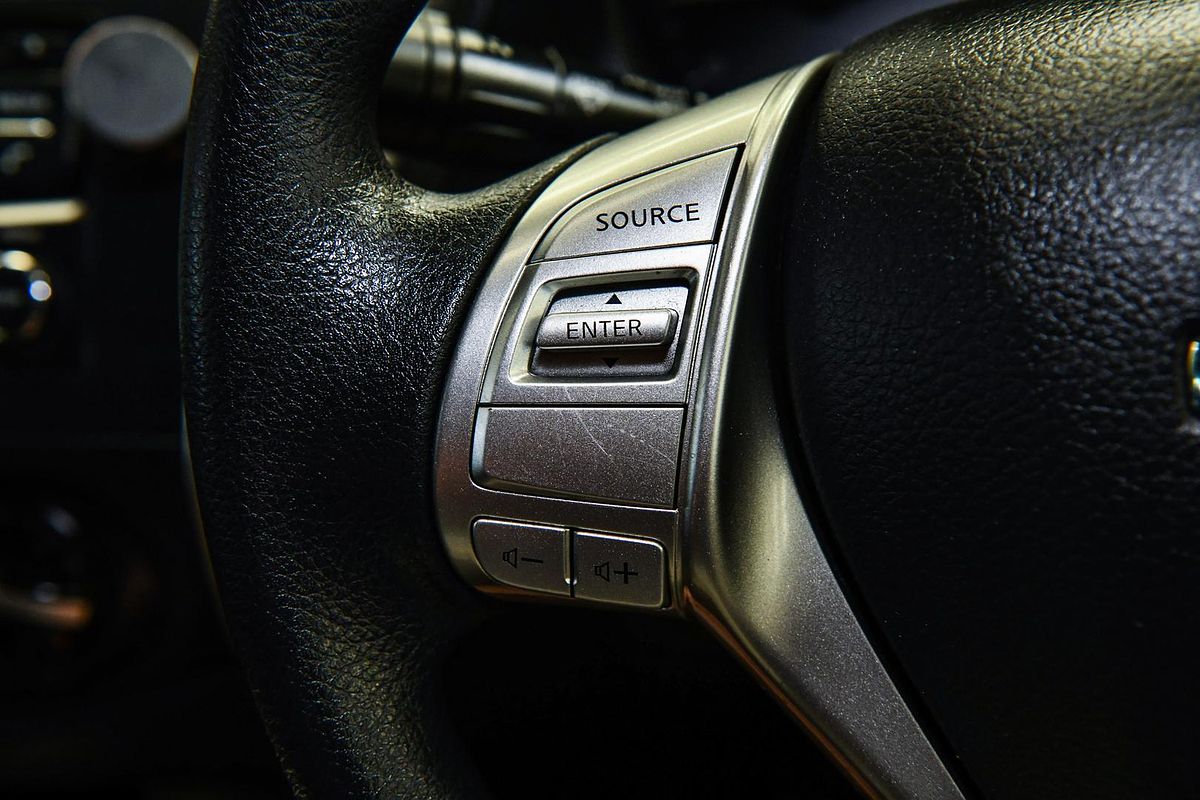 2019 Nissan Navara RX D23 Series 3 Rear Wheel Drive