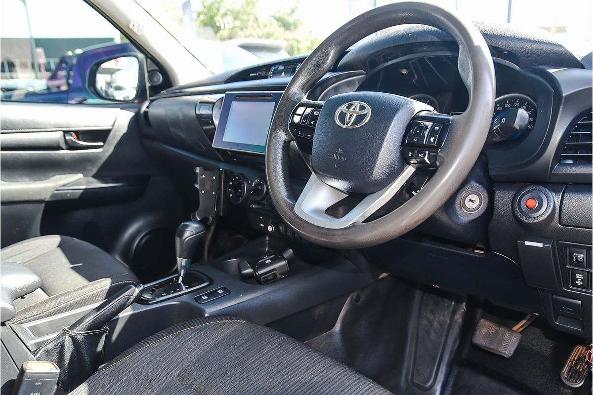 2020 Toyota Hilux SR GUN126R 4X4