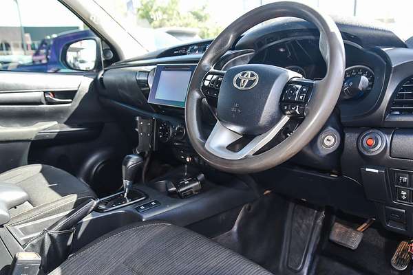 2020 Toyota Hilux SR GUN126R 4X4