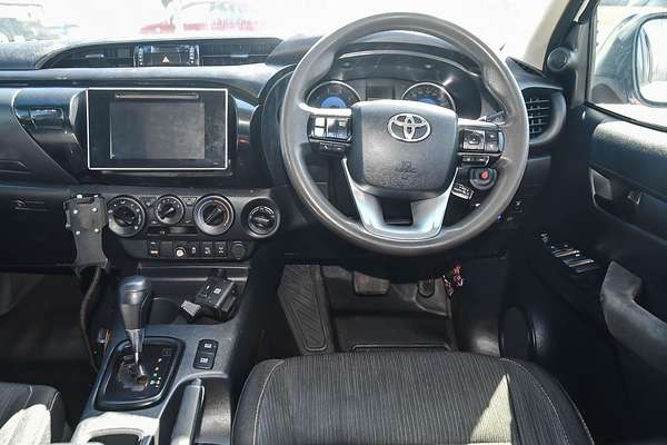 2020 Toyota Hilux SR GUN126R 4X4