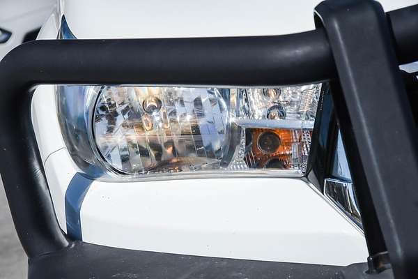 2020 Toyota Hilux SR GUN126R 4X4