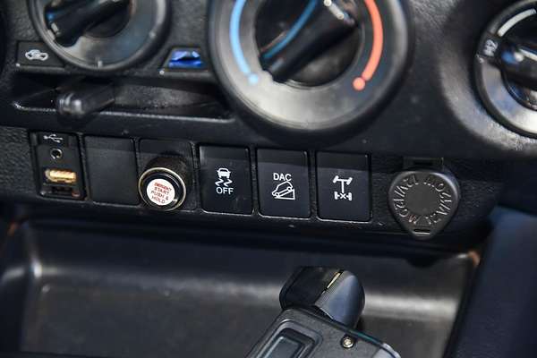 2020 Toyota Hilux SR GUN126R 4X4