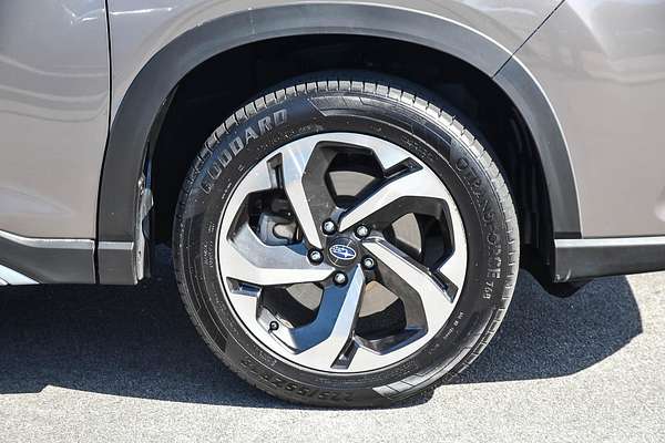 2023 Subaru Forester 2.5i Sport S5