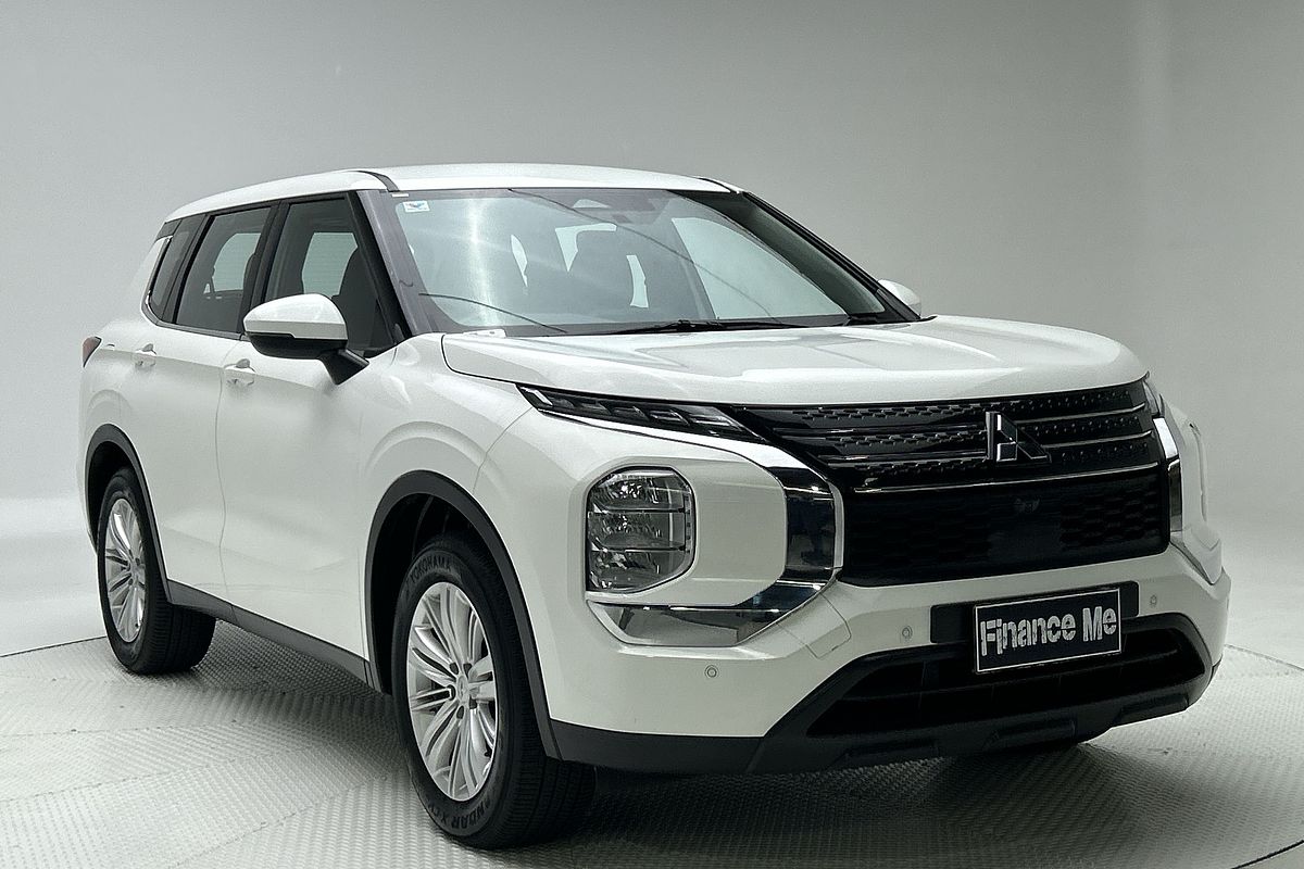 2024 Mitsubishi Outlander ES ZM