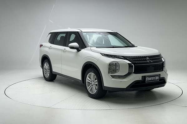 2024 Mitsubishi Outlander ES ZM