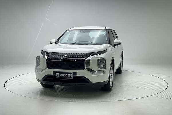 2024 Mitsubishi Outlander ES ZM