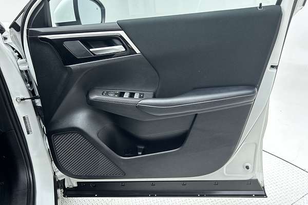 2024 Mitsubishi Outlander ES ZM