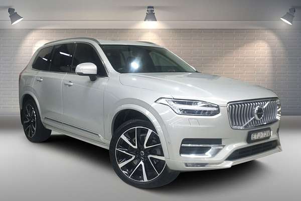 2022 Volvo XC90 Ultimate B6 Bright