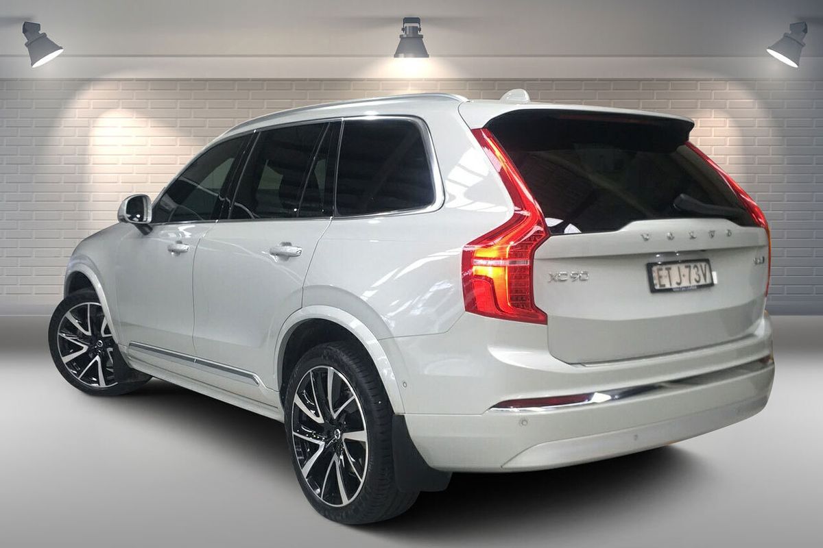 2022 Volvo XC90 Ultimate B6 Bright