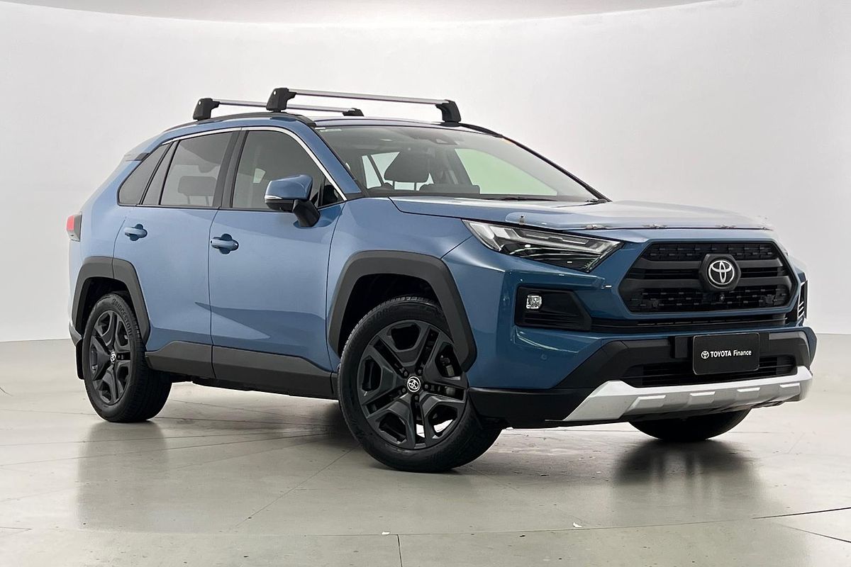 2022 Toyota RAV4 Edge AXAA54R