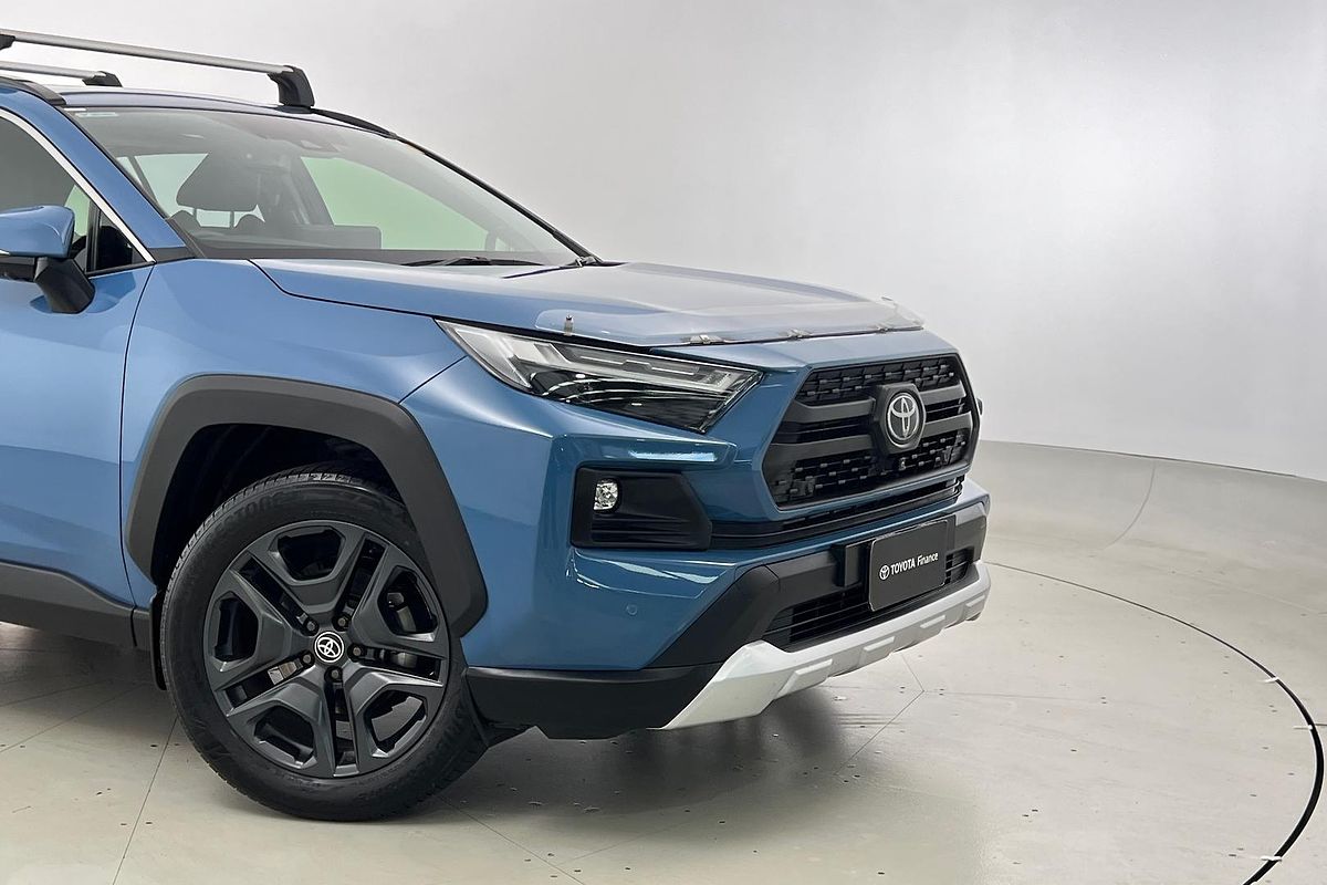 2022 Toyota RAV4 Edge AXAA54R