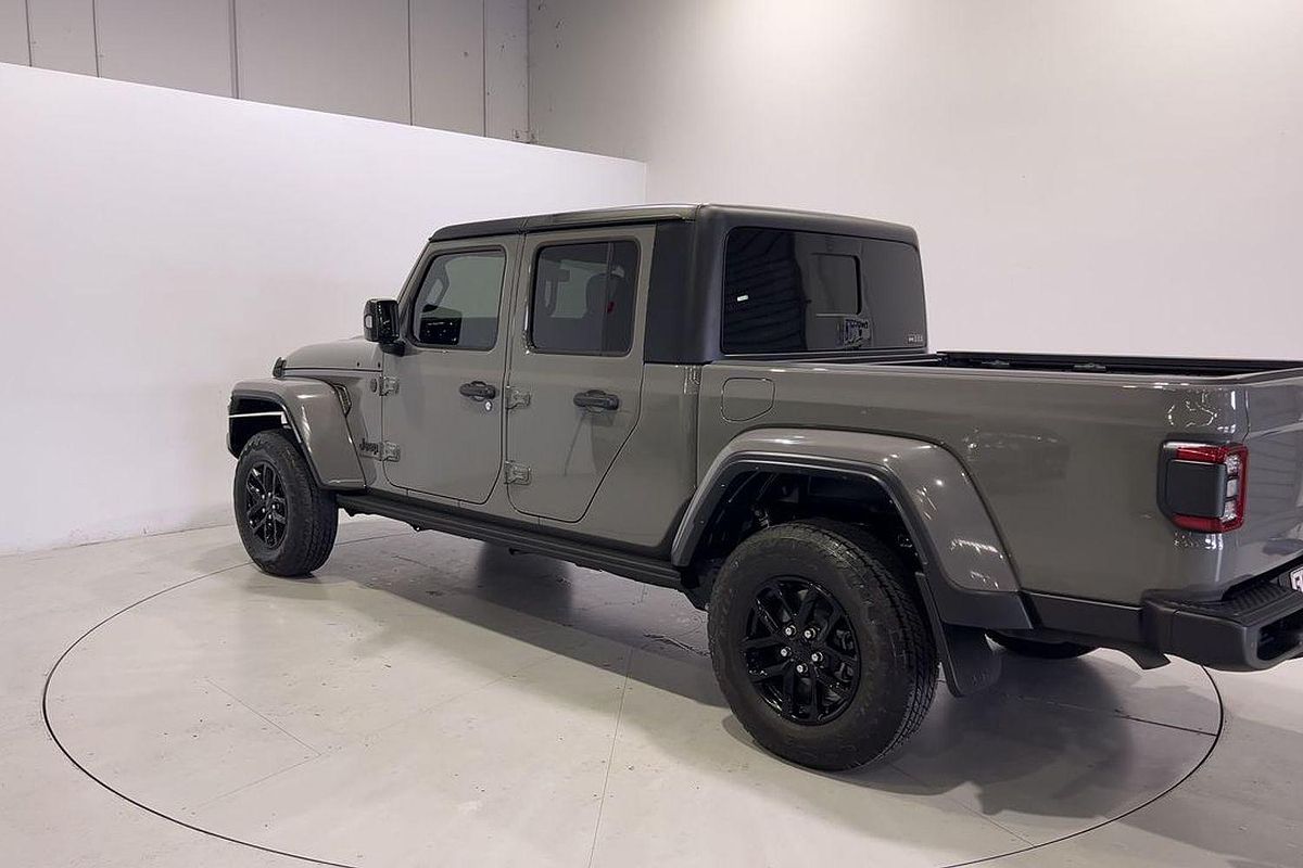 2022 Jeep Gladiator Night Eagle JT All Wheel Drive