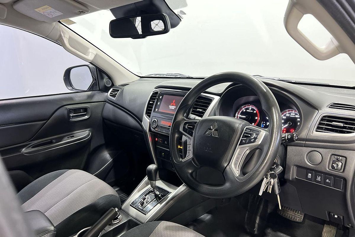 2020 Mitsubishi Triton GLX+ MR 4X4