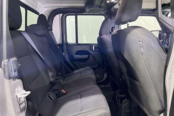 2022 Jeep Gladiator Night Eagle JT All Wheel Drive