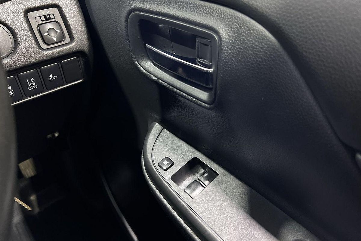 2020 Mitsubishi Triton GLX+ MR 4X4