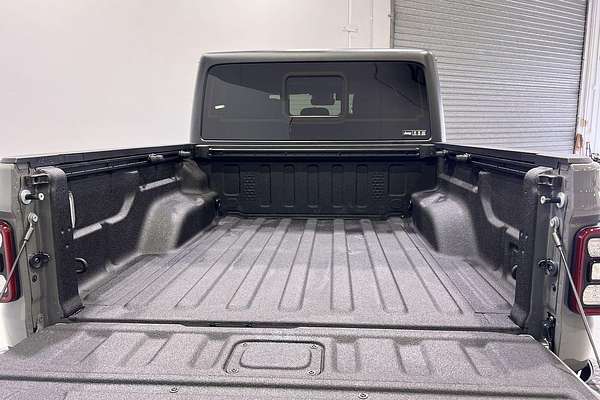 2022 Jeep Gladiator Night Eagle JT All Wheel Drive