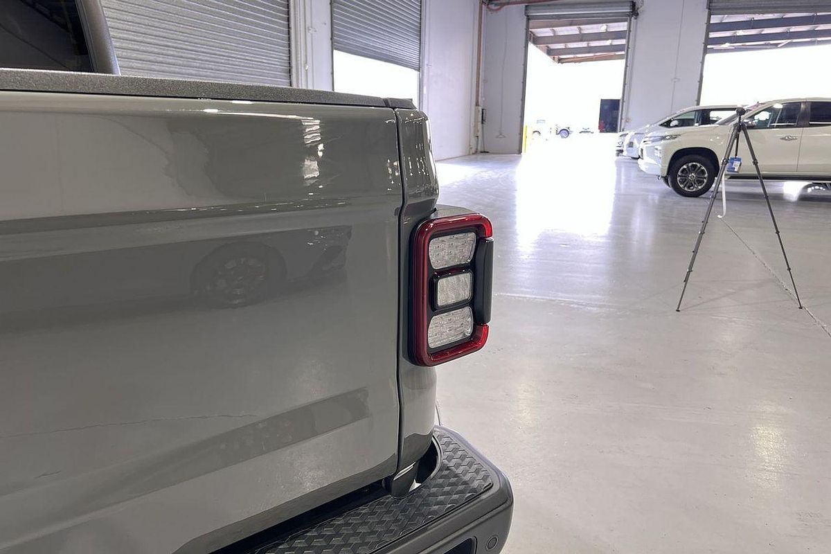 2022 Jeep Gladiator Night Eagle JT All Wheel Drive