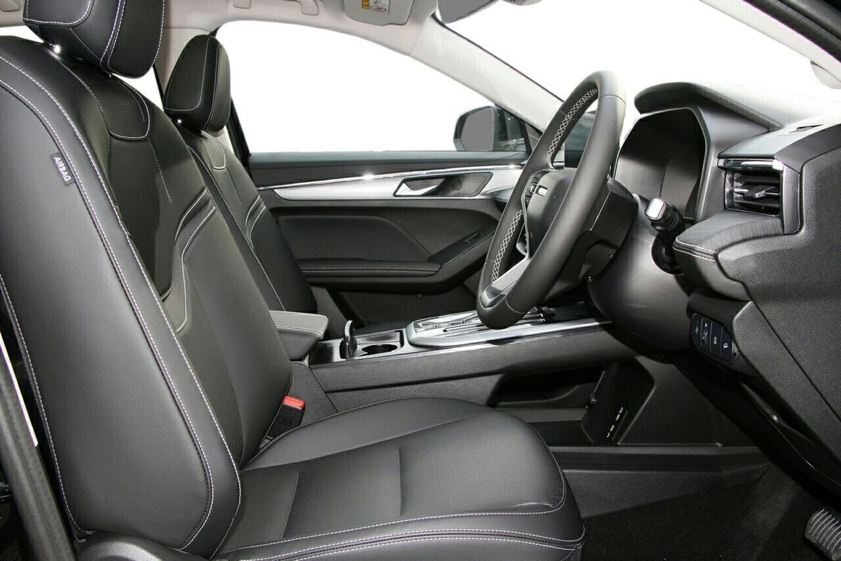 2025 GWM Haval Jolion Ultra Hybrid A02