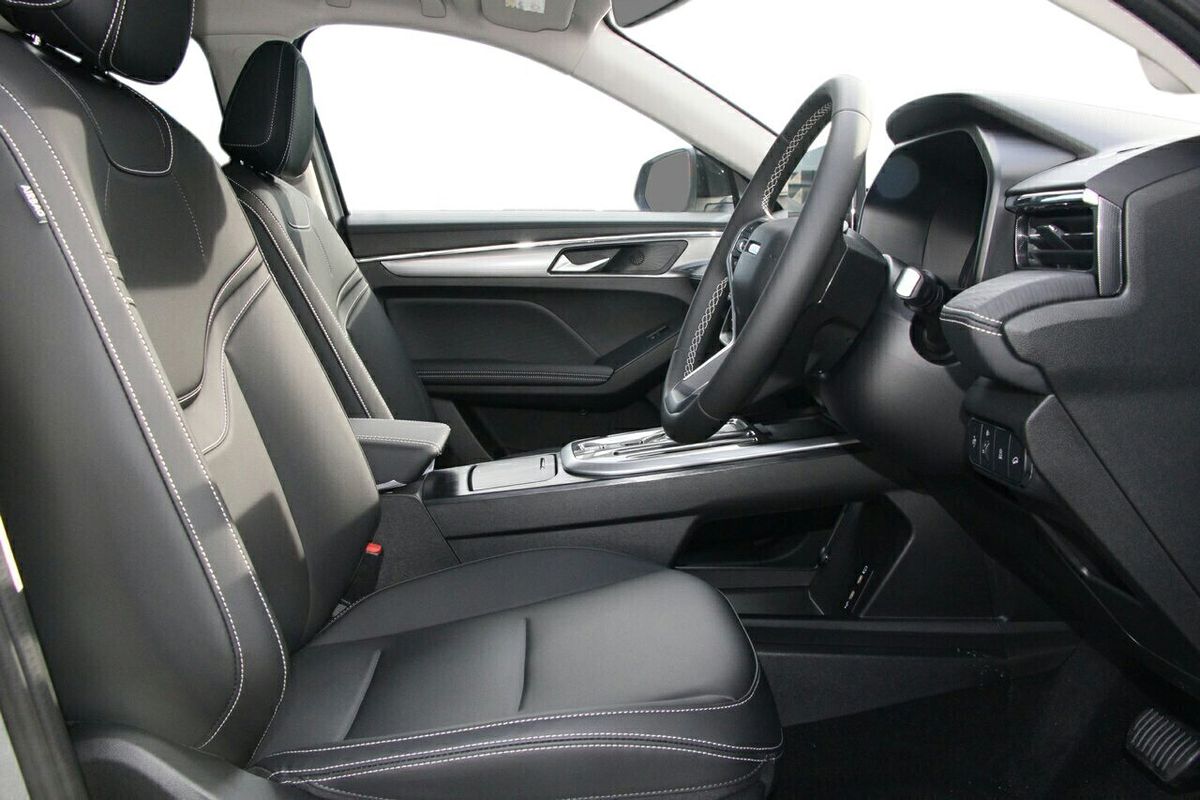 2025 GWM Haval Jolion Lux Hybrid A02