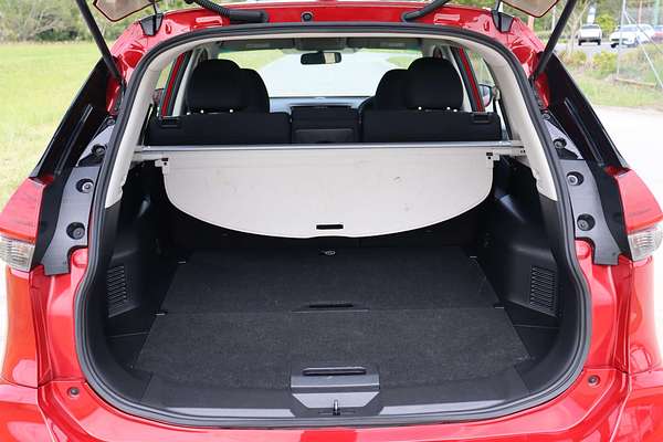 2025 Nissan X-TRAIL ST T33