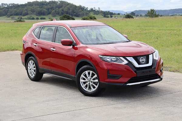 2025 Nissan X-TRAIL ST T33