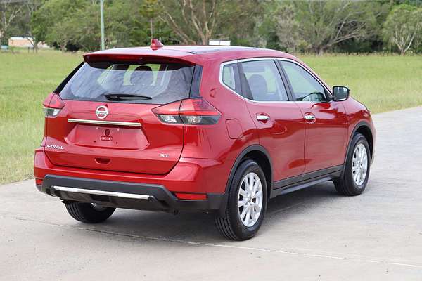 2025 Nissan X-TRAIL ST T33