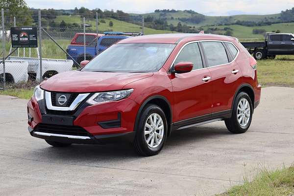 2025 Nissan X-TRAIL ST T33