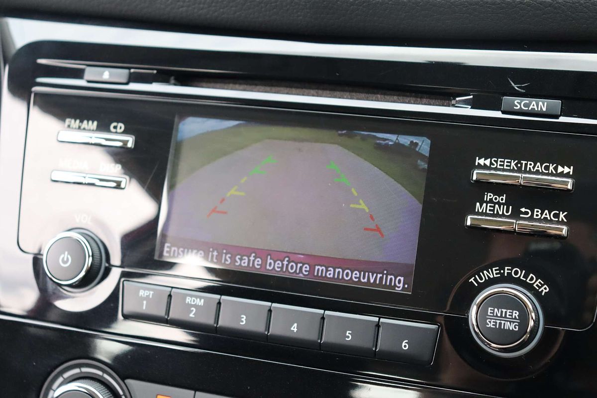 2025 Nissan X-TRAIL ST T33