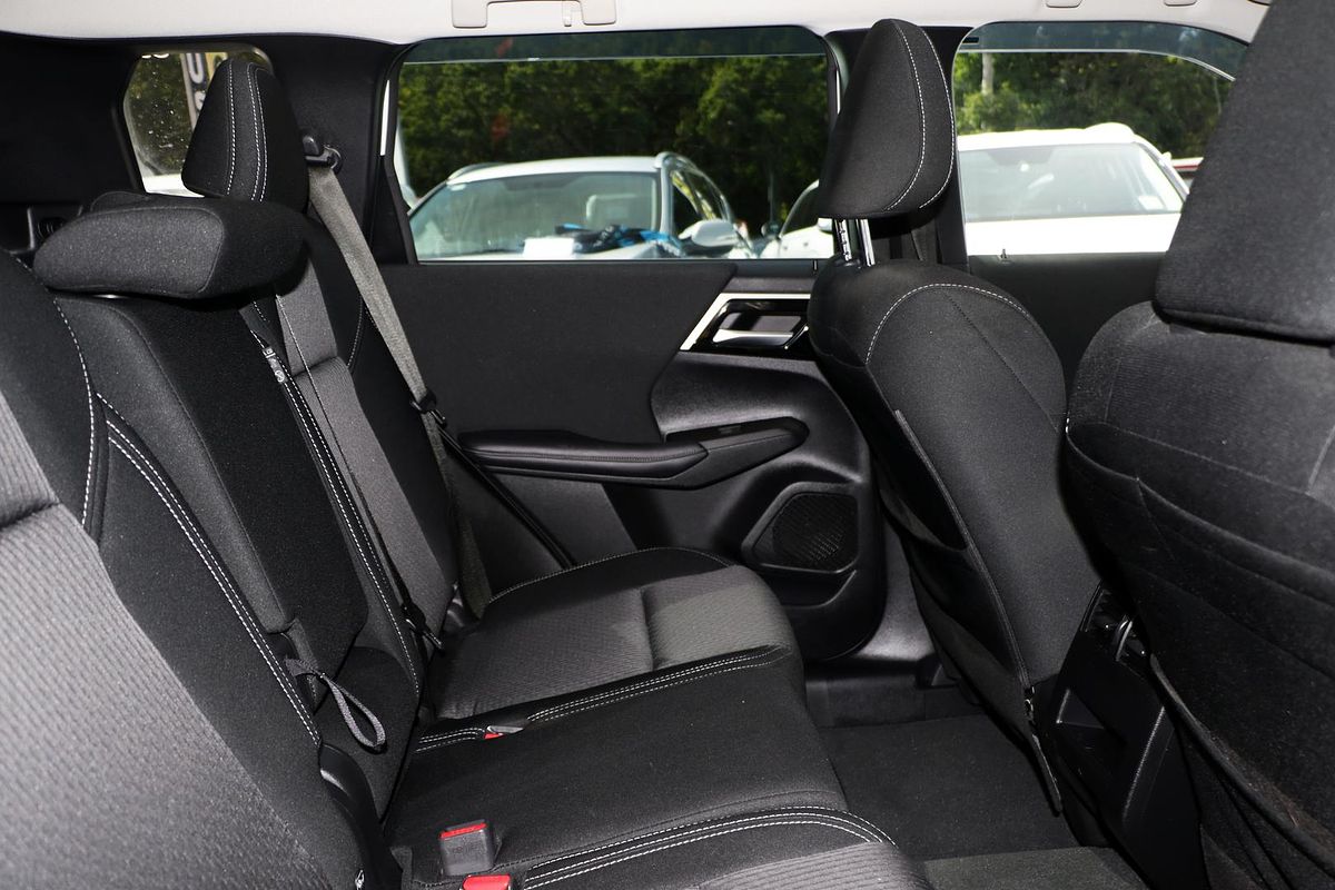 2024 Mitsubishi Outlander LS ZM