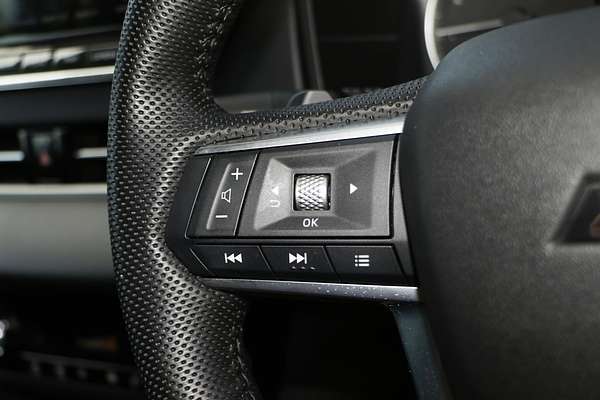 2024 Mitsubishi Outlander LS ZM