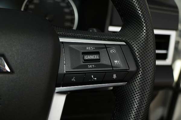 2024 Mitsubishi Outlander LS ZM