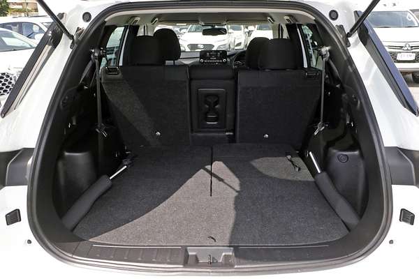 2024 Mitsubishi Outlander LS ZM