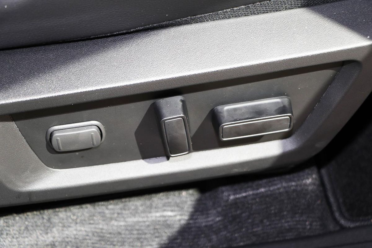 2024 Mitsubishi Triton GLS MV 4X4