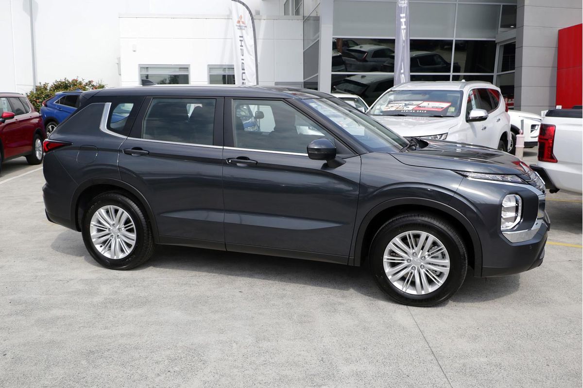 2024 Mitsubishi Outlander ES ZM