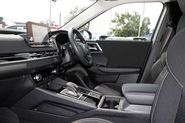 2024 Mitsubishi Outlander ES ZM